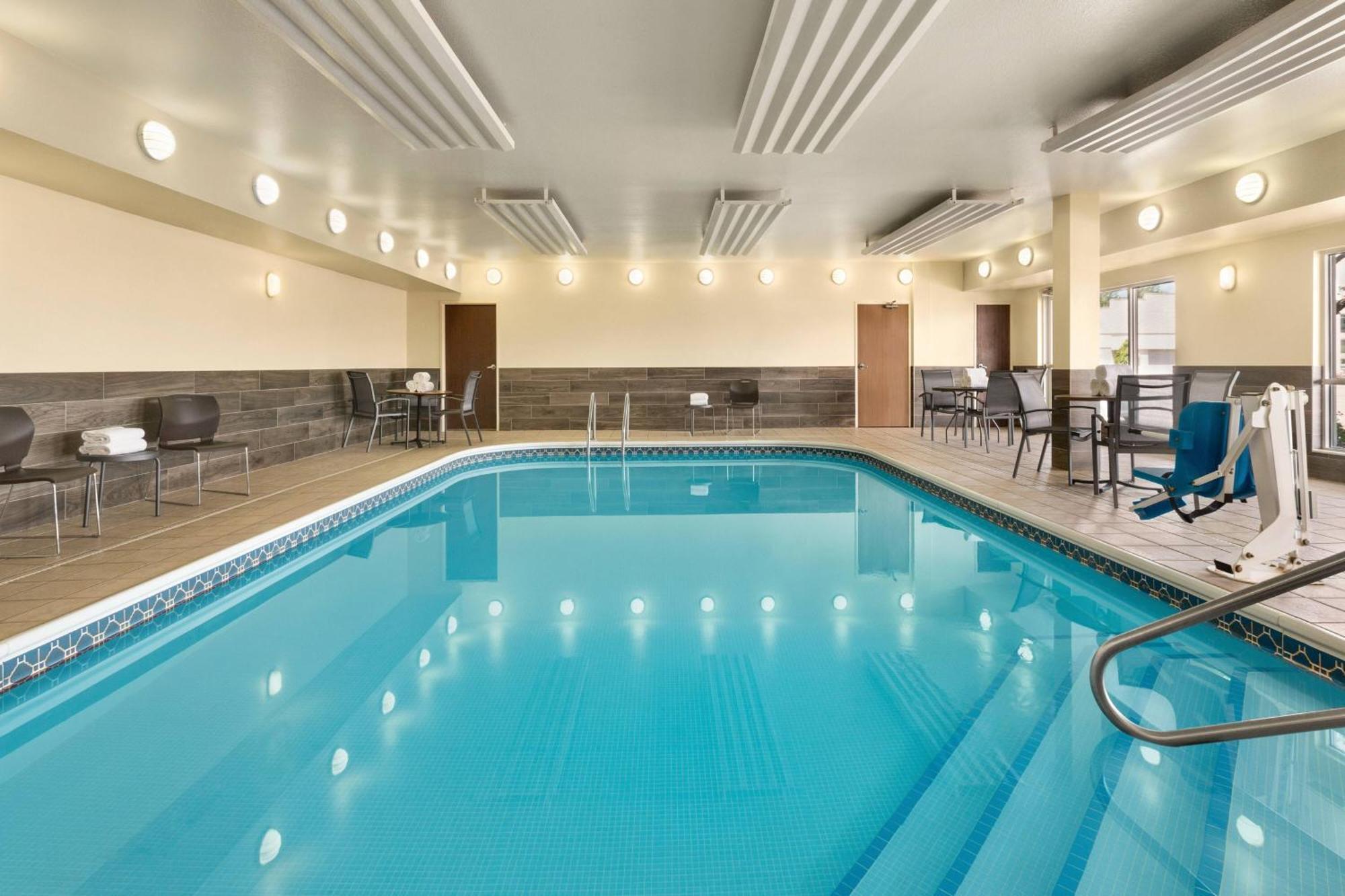 Fairfield Inn Erie Millcreek Mall Kültér fotó