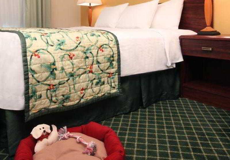 Fairfield Inn Erie Millcreek Mall Szoba fotó